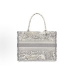 DIOR迪奥 BookTote 印花⽼⻁图案 刺绣帆布 ⼿提包 中号 ⼥款 灰⾊